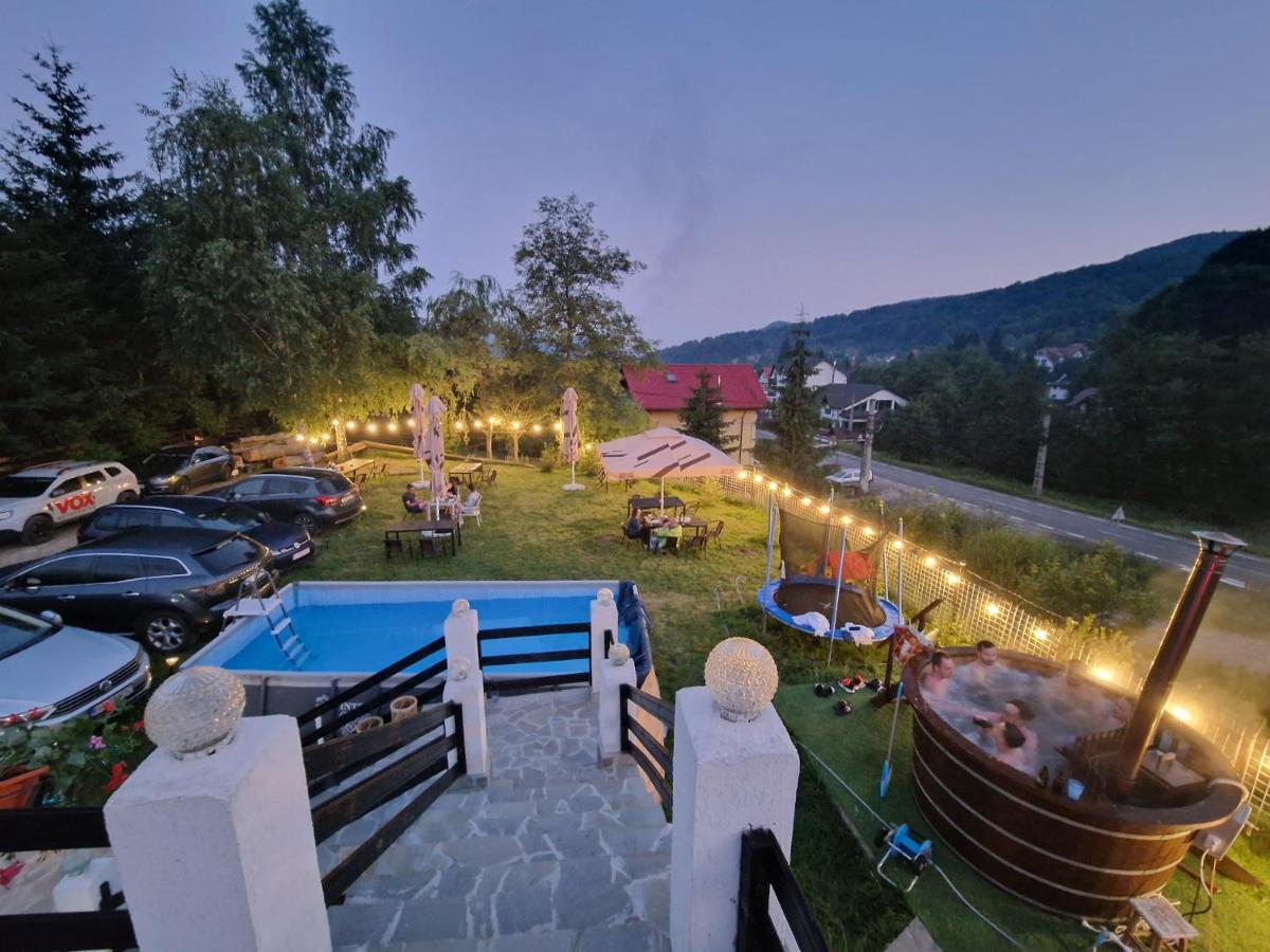 Poarta Zaganului Cheia Hotel Кея Екстериор снимка